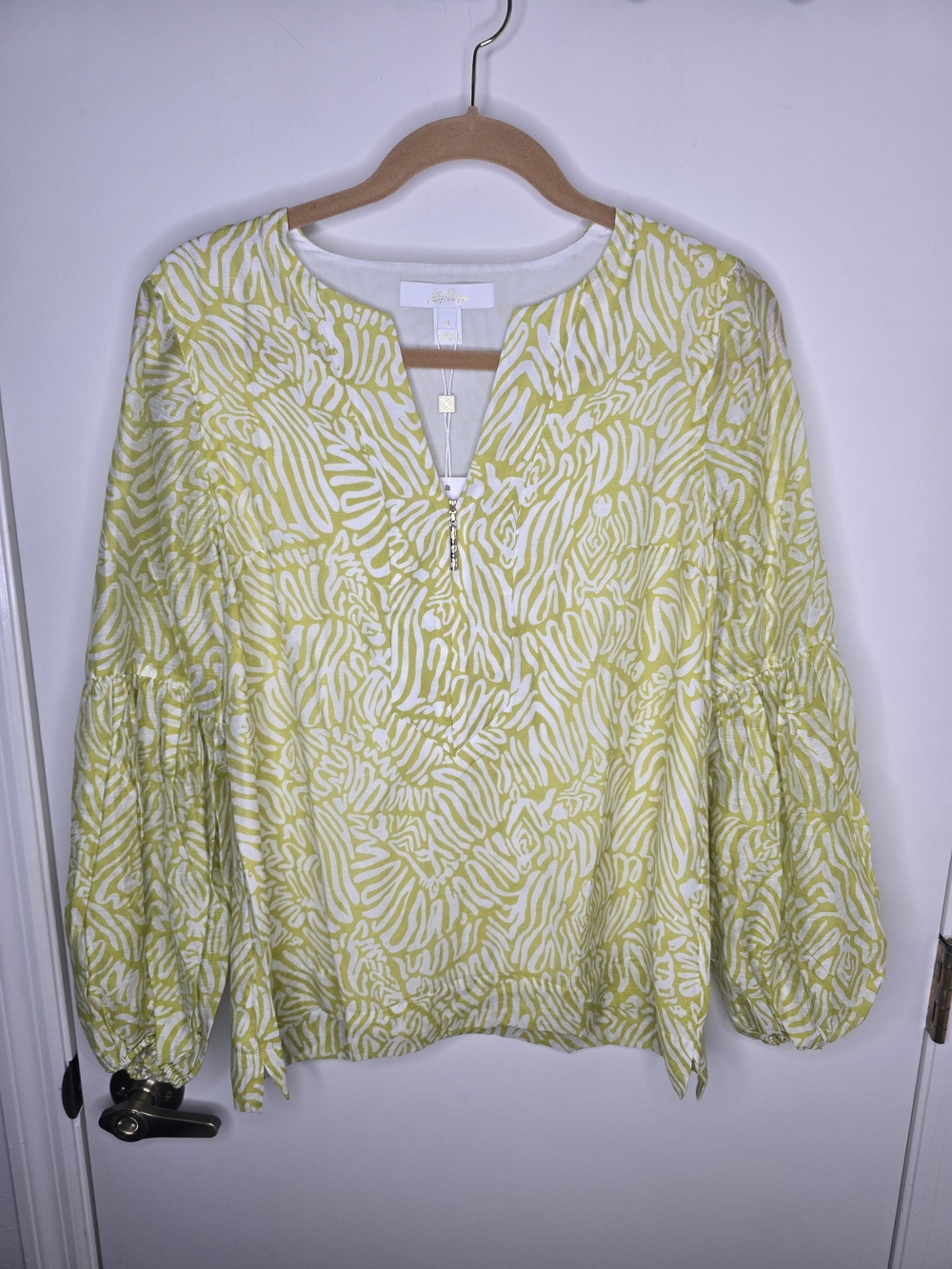 Lilly Pulitzer Laurelie Green-White Print Zip Front Peasant Blouse